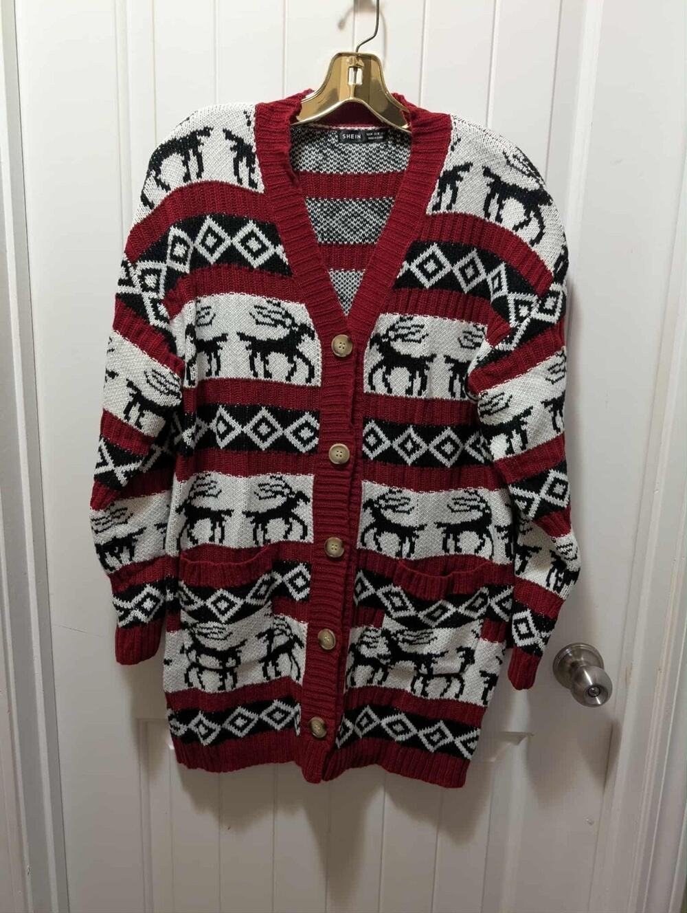 Womens Reindeer Black White Red Button-up Christmas Cardigan Sweater Size M